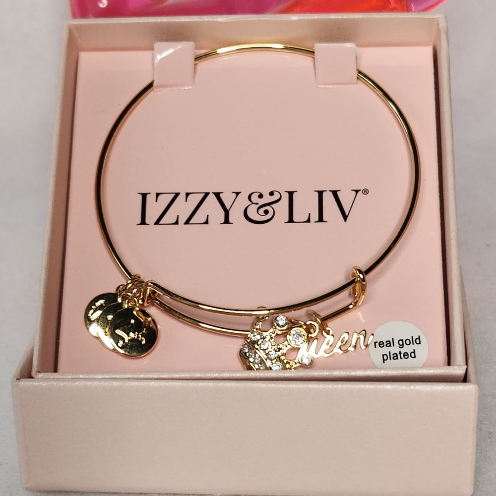 Izzy & Liv Queen Bling Charm Bracelet Bold And Stylish Gold-Plated Accessory
